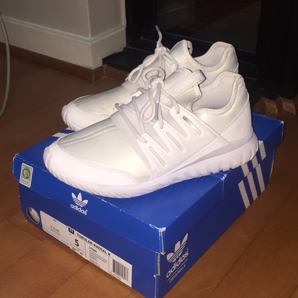 Adidas Tubular Radial K Size 7 - women’s